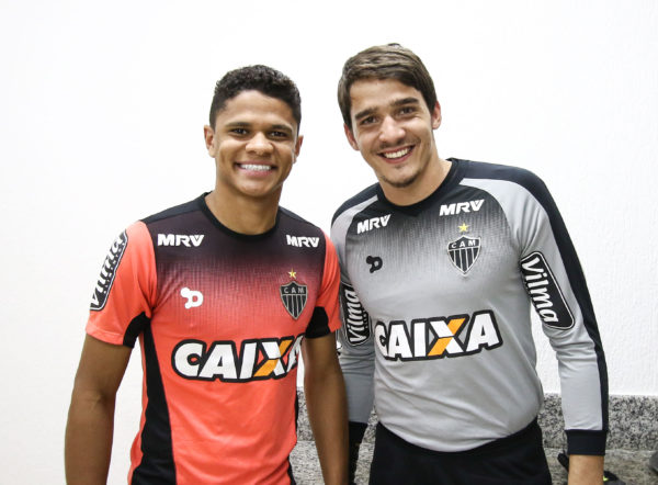 Ex-lateral do Atlético-MG e Náutico, Douglas Santos vibra com