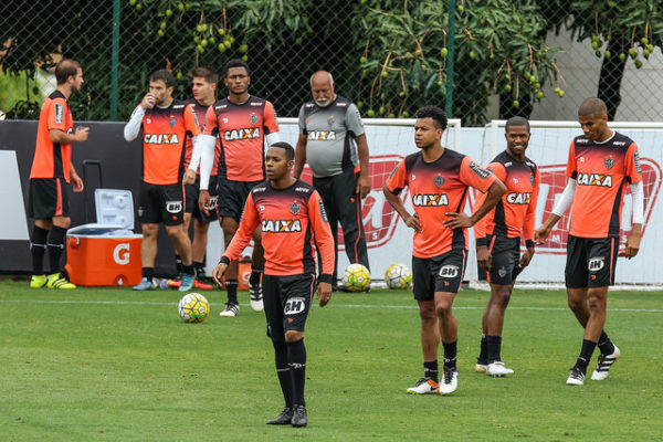 29483218364_a881c53cd6_z