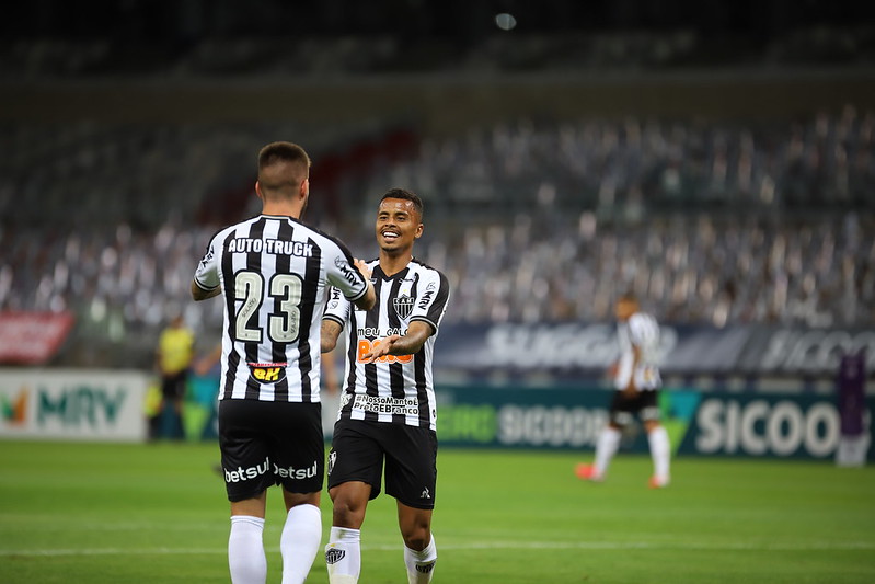 Alan fez o lançamento que resultou no 4º gol do Galo