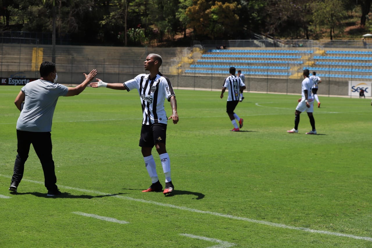 OC] Quem tem o maior tempo de FILA no campeonato brasileiro? : r/futebol