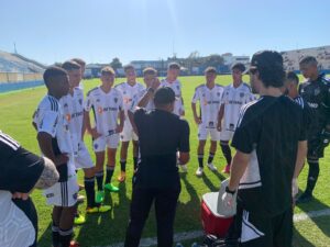 Sub-16 goleia na estreia da Copa Macaé