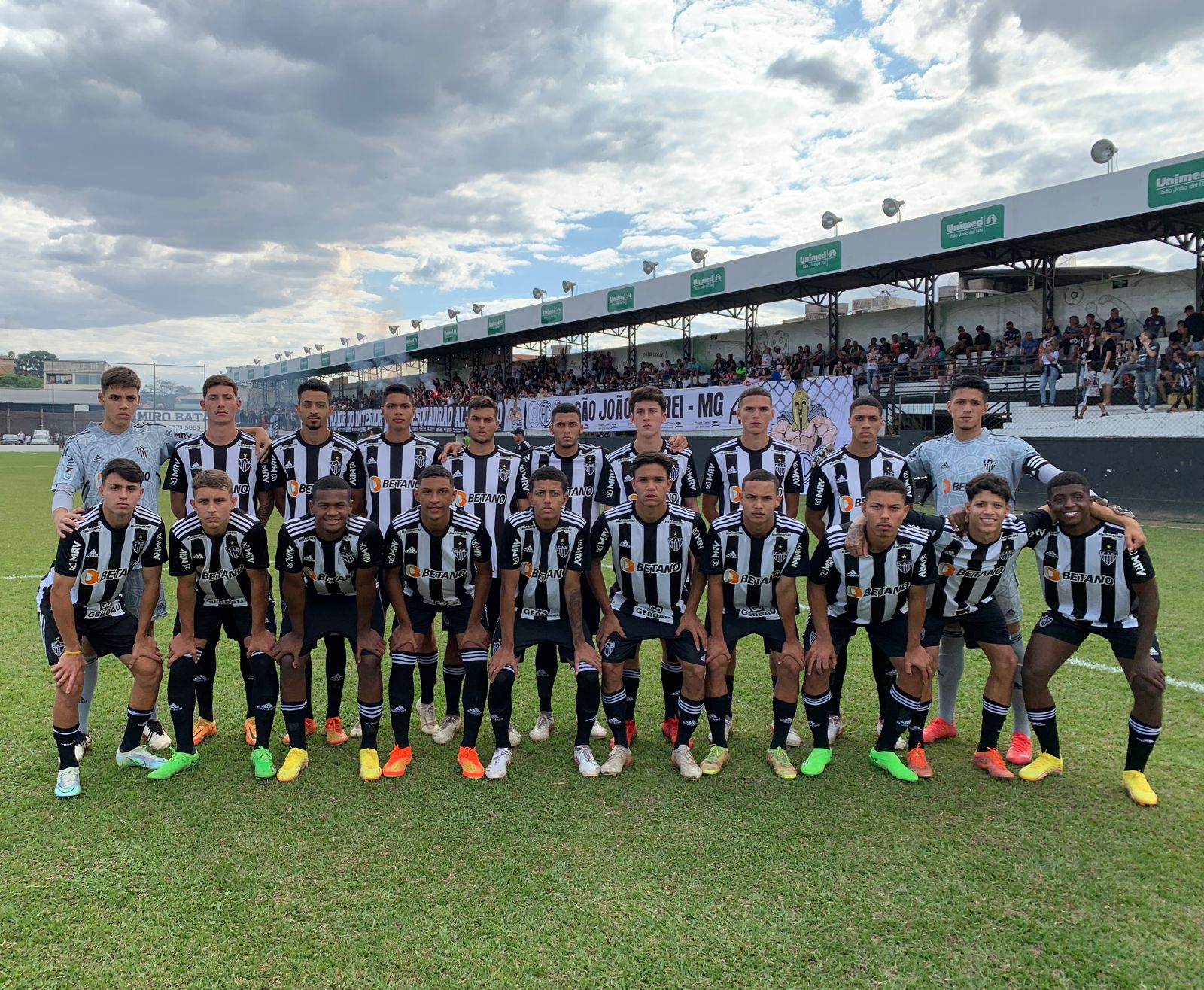 Athletic e Atlético-MG empatam no primeiro jogo da semifinal do Mineiro  sub-15 e sub-17, futebol