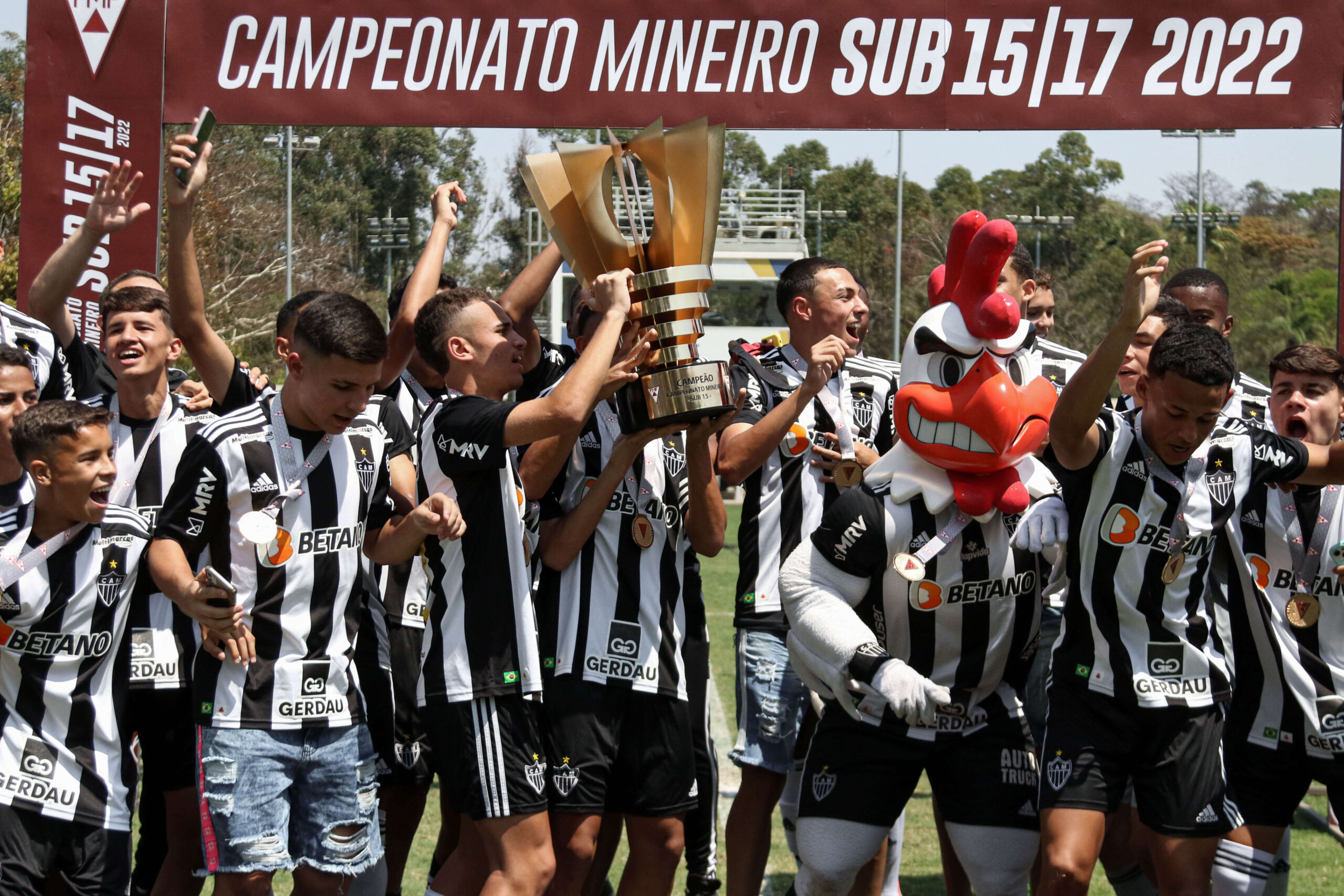 Sub-15 Nacional Atlético Clube estréia o primeiro dia da Copa Buh
