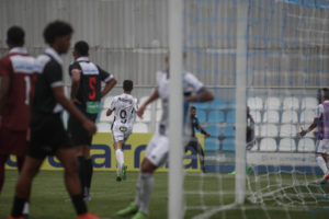 Galinho vence mais uma na Copa São Paulo