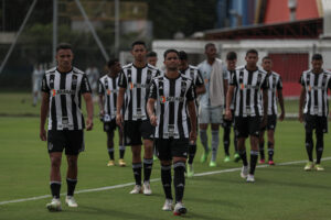 Galinho recebe o Botafogo em busca de mais uma vitória em casa