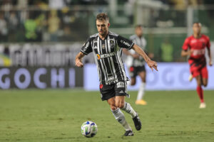 Hyoran chega a 100 jogos pelo Galo