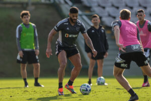 Galo fecha preparação para enfrentar o Corinthians