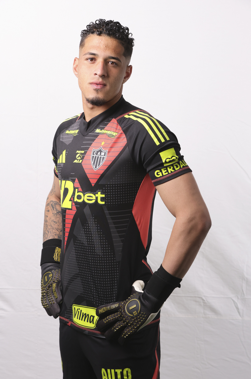 Foto goleiro Robert