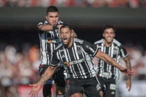 Galo vence o São Paulo no Morumbi