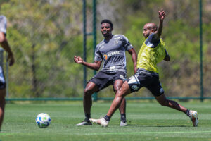 Galo treina em busca da terceira vitória na Arena MRV