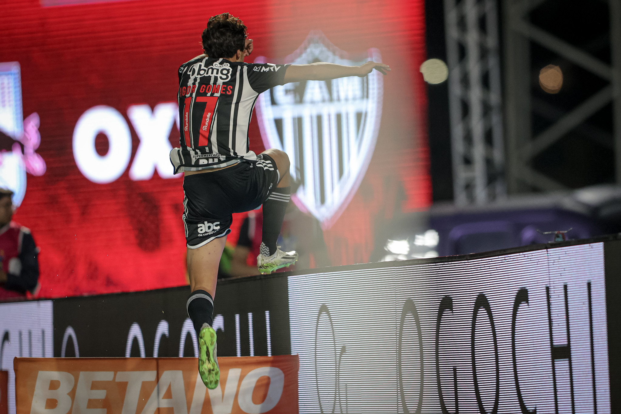 Corinthians vence Bragantino e fica com o título da Copa Paulista Feminina, futebol