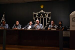 ‘Vencer, Vencer, Vencer’: Sérgio Coelho é reeleito presidente do Galo