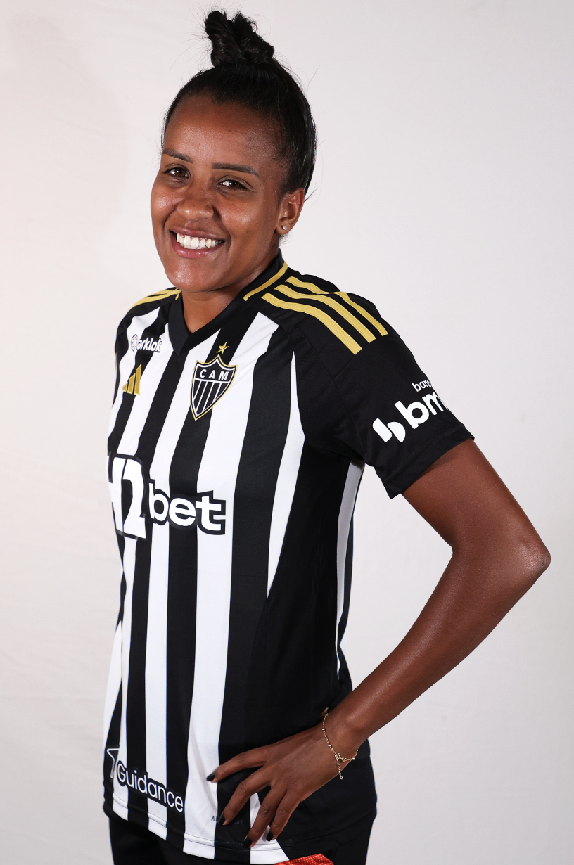 Foto zagueira Nayara
