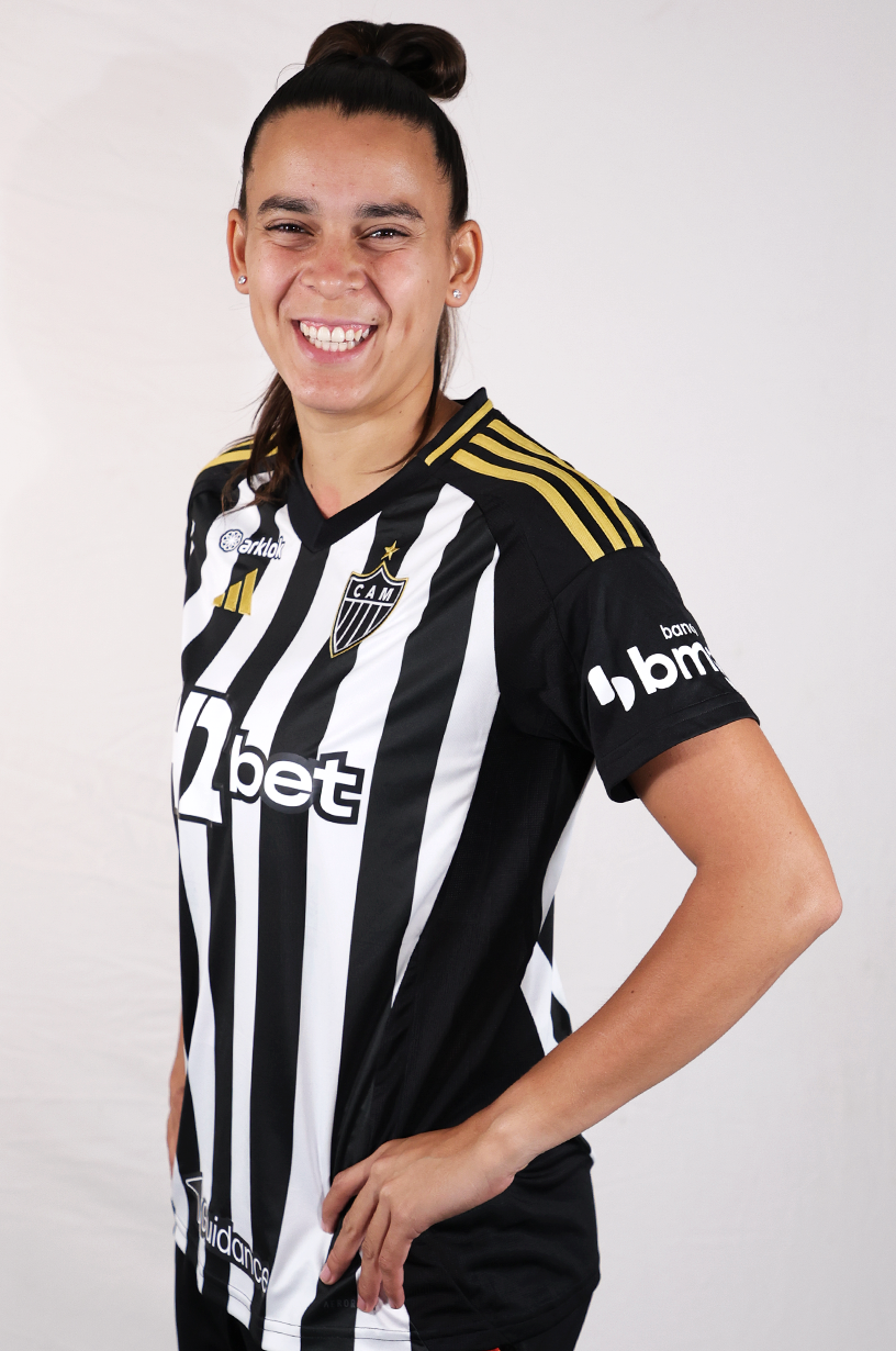 Foto zagueira Raiara