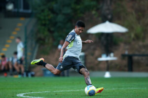 Matías Zaracho - treino do Galo