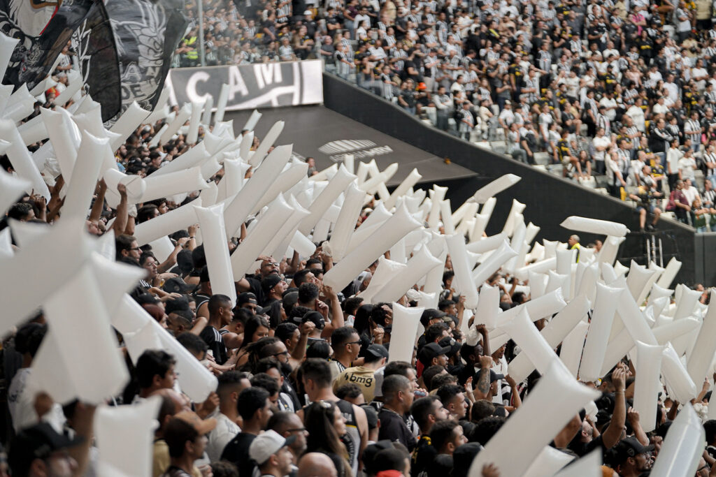 Torcida do Galo na Arena MRV
