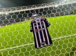 Camisa do Galo no Heriberto Hülse