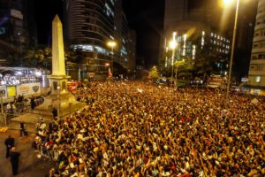 100 anos: Pirulito da Praça 7, o palco de festas da Massa