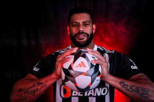 Ídolo do Galo, Hulk completa 20 anos de carreira