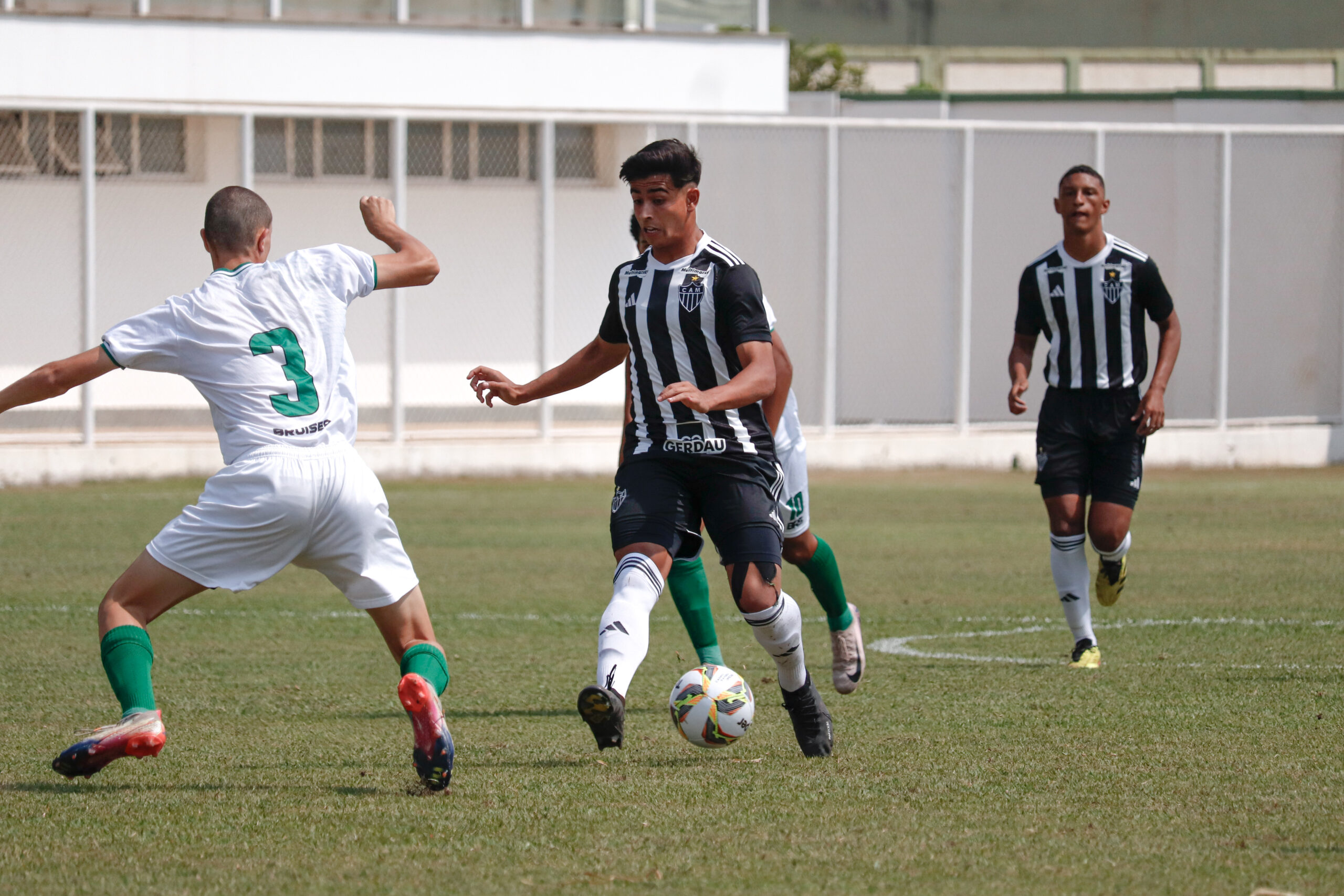 Novo triunfo garante Galinho na decisão do Estadual. Foto: Fabio Pinel/Atlético