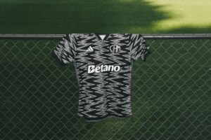 Galo vai estrear o terceiro uniforme diante do Vitória