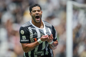 Hulk soma 30 participações em gols na Arena MRV