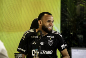 Everson é do Galo até 2027