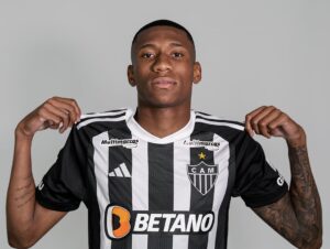 Patrick Silva assina com o Galo!