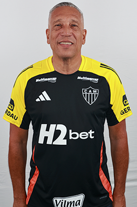 Foto do Supervisor de Futebol Carlos Alberto Isidoro