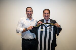 Galo e Multimarcas Consórcios renovam patrocínio