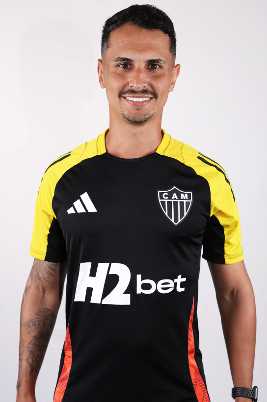 Foto do Auxiliar Técnico Flávio Santos