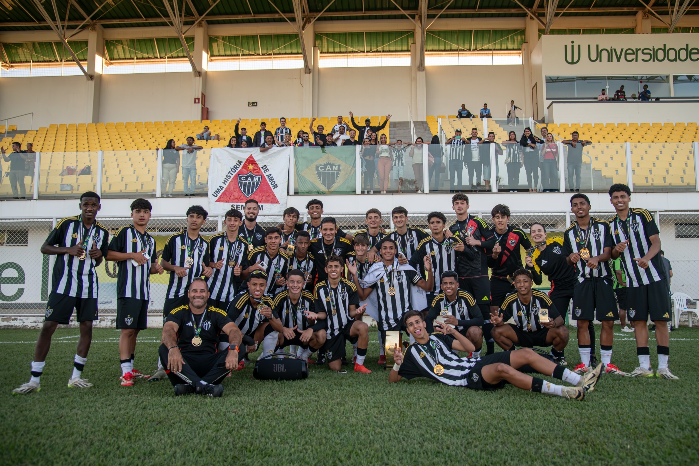 Sub-16 é campeão da Copa Brasileirinho! Foto: Gustavo Rabelo/BHFOTO