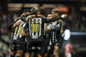 Galo vence o Internacional pelo Brasileirão 2025