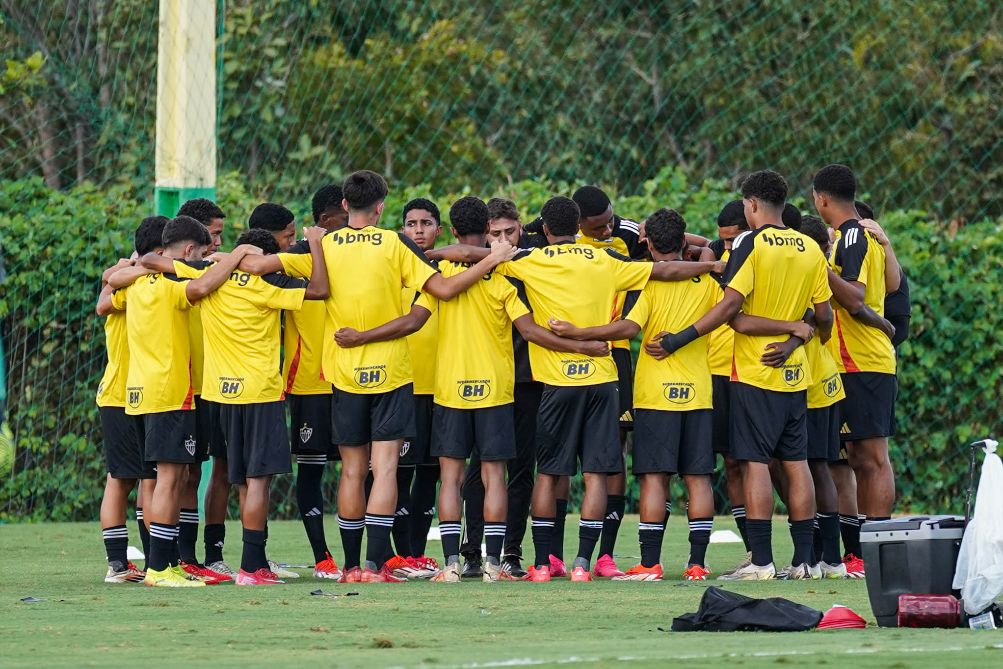 Sub-17 está pronto para encarar o Athletico-PR. Foto: Fabio Pinel/Atlético