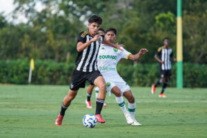 Galinho segura empate contra Cuiabá
