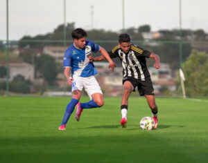 Sub-20 do Galo perde a primeira no Estadual