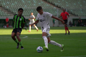 Galinho sofre nova derrota fora de casa