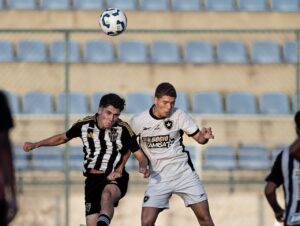 Sub-17 arranca empate no final contra o Botafogo