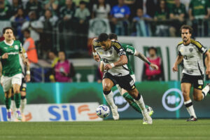 Atlético perde para o Palmeiras no Brasileirão 2025