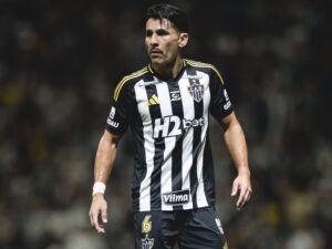 Junior Alonso alcança marca de 200 jogos no Galo