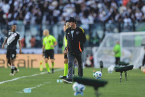 Vasco x Atlético: coletiva de imprensa com Cuca
