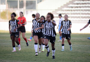 Vingadoras vencem o Real Brasília na Copa do Brasil!