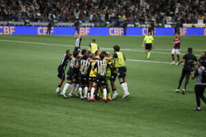 Galo elimina o Flamengo na Copa do Brasil!