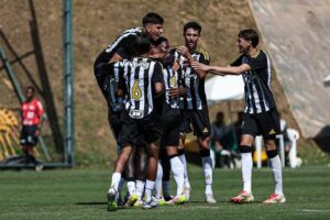 Fora de casa, Galinho encara Villa Real pelo Estadual