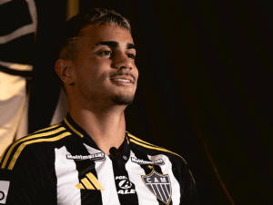 Reinier é apresentado pelo Galo: “Feliz e confiante”