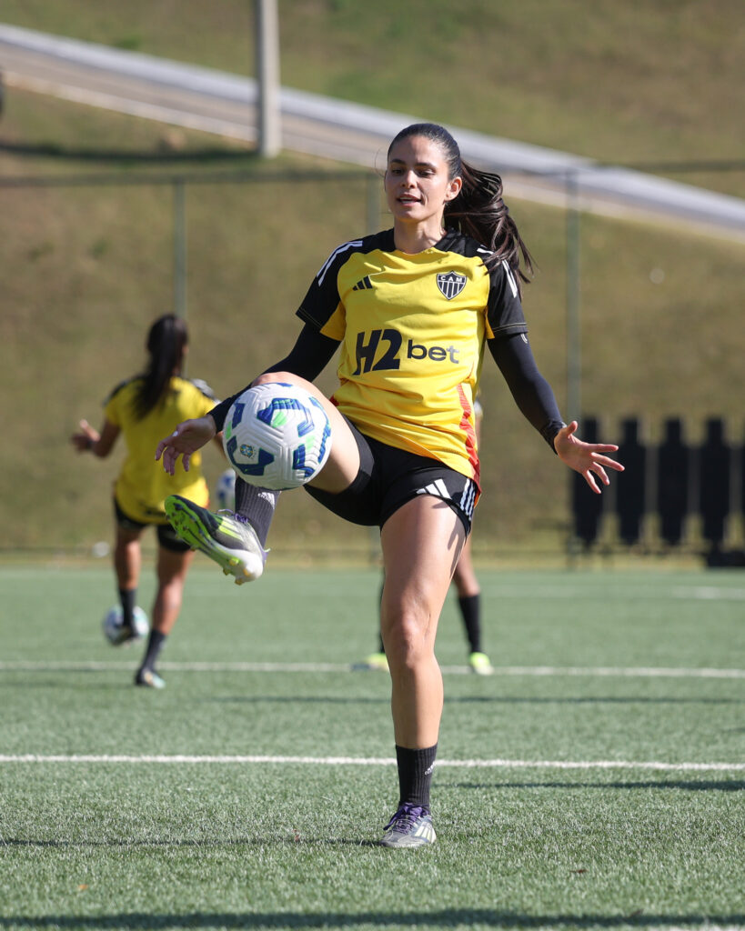 Isa Freitas é a novidade no elenco das Vingadoras