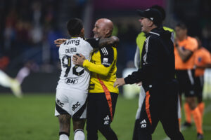 Atlético arranca empate com o Del Valle no Equador!
