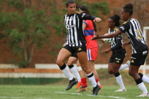 Vingadoras goleiam o Araguari: 17 a 0