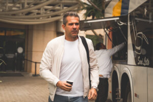 Victor fala sobre arbitragem de Inter x Galo: “Lamentável”