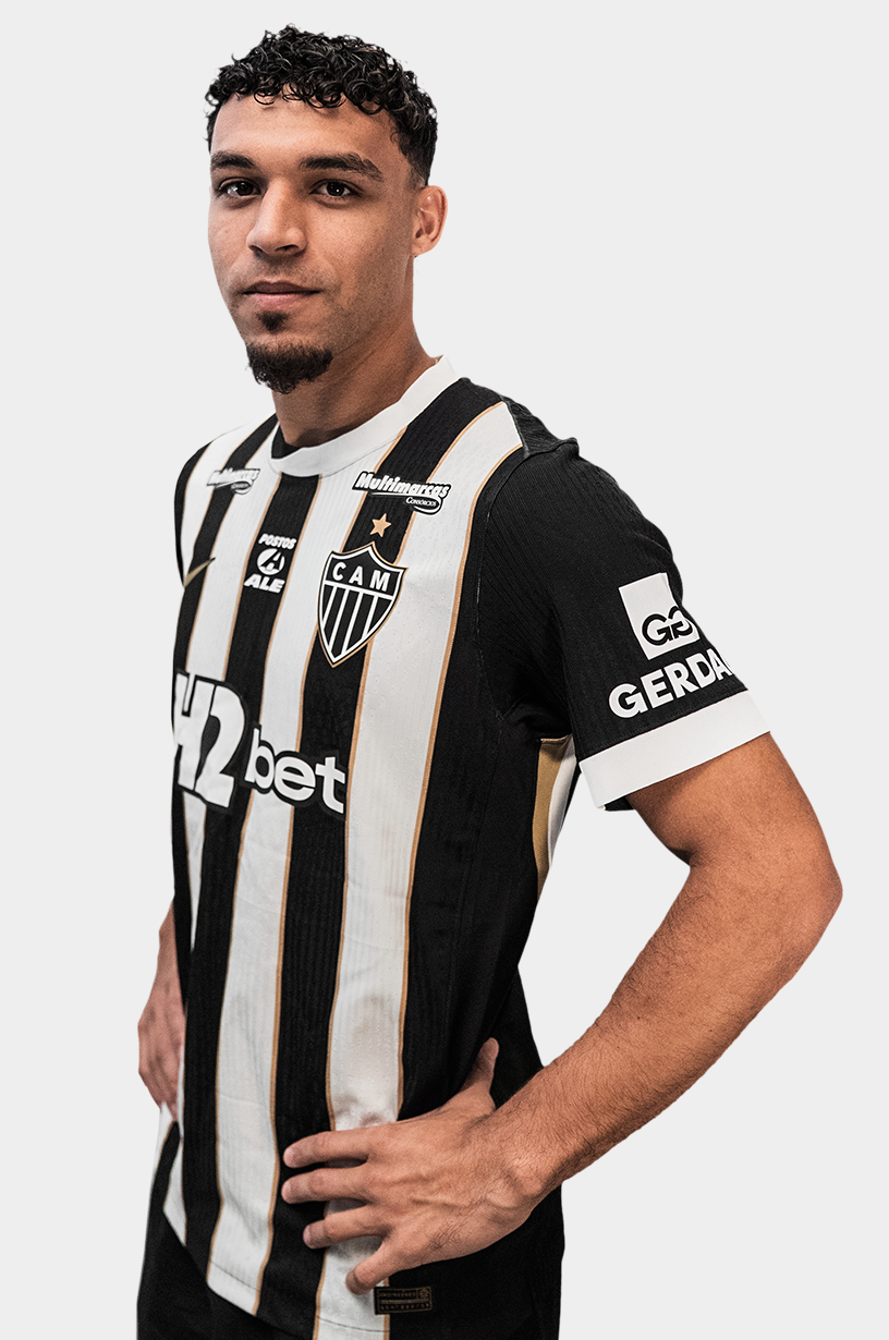 Foto meio-campista Victor Hugo